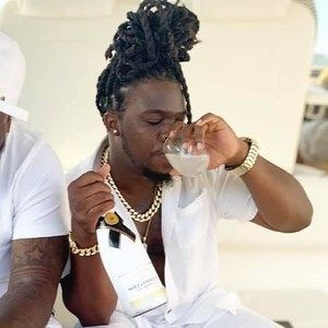 Meet your Posher, Howard